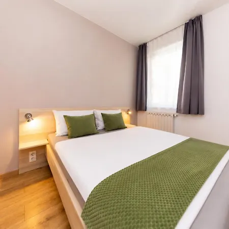 Διαμέρισμα Prime - Modern 1 Bedroom With Ac & Balcony
