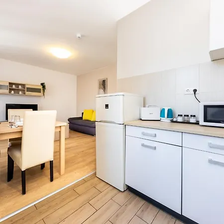 公寓 Prime - Modern 1 Bedroom With Ac & Balcony *